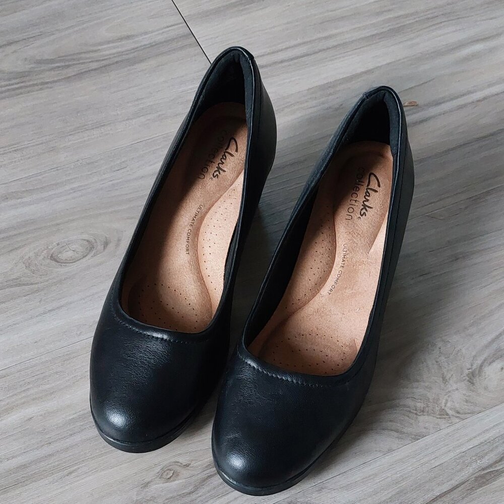 Clark's Classic Black Low Comfort Heels